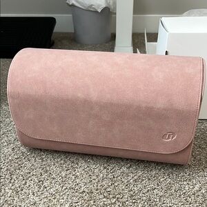 T3 Carrying case in blush pink